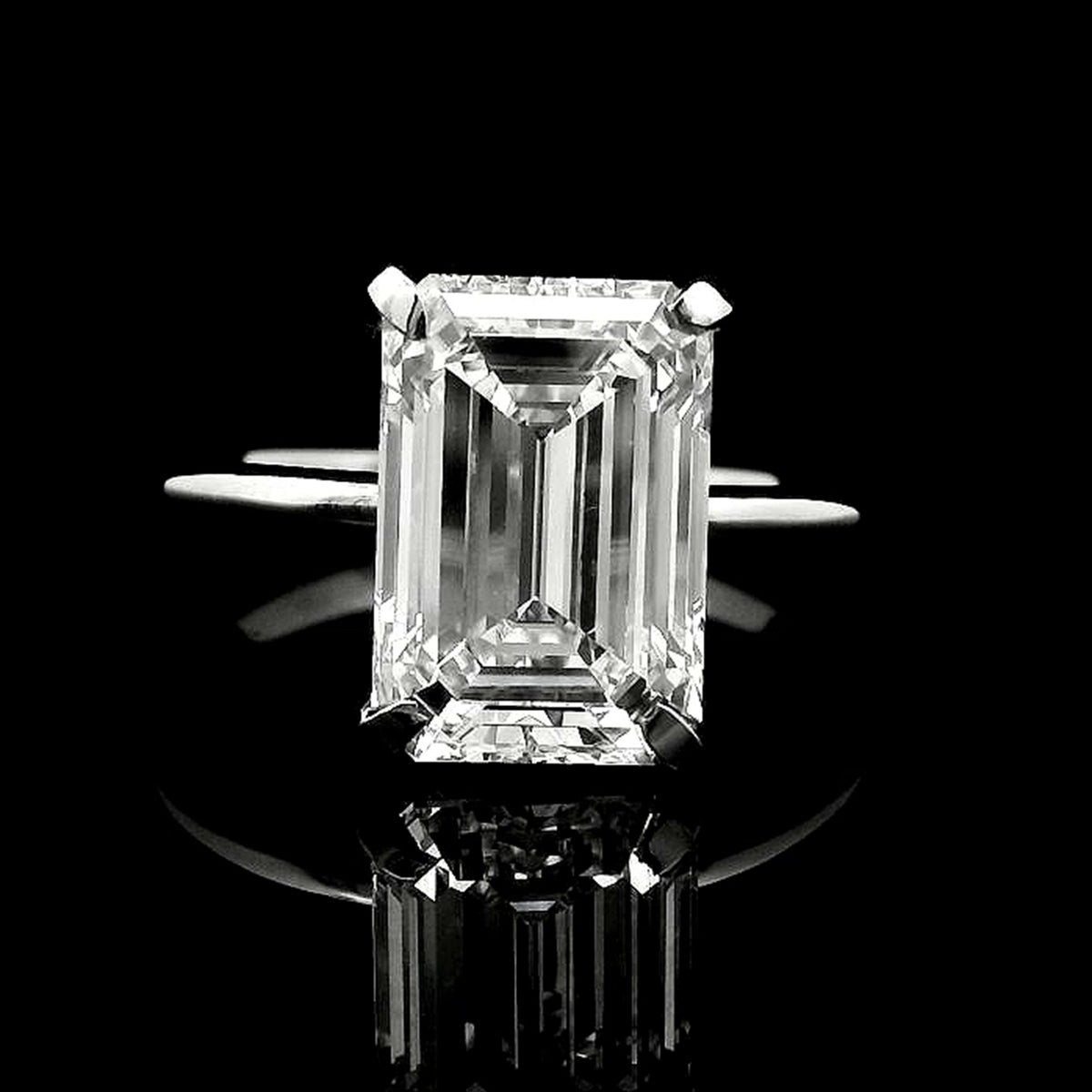 4.05 Carats Lab Grown Diamond 950 Platinum Ring