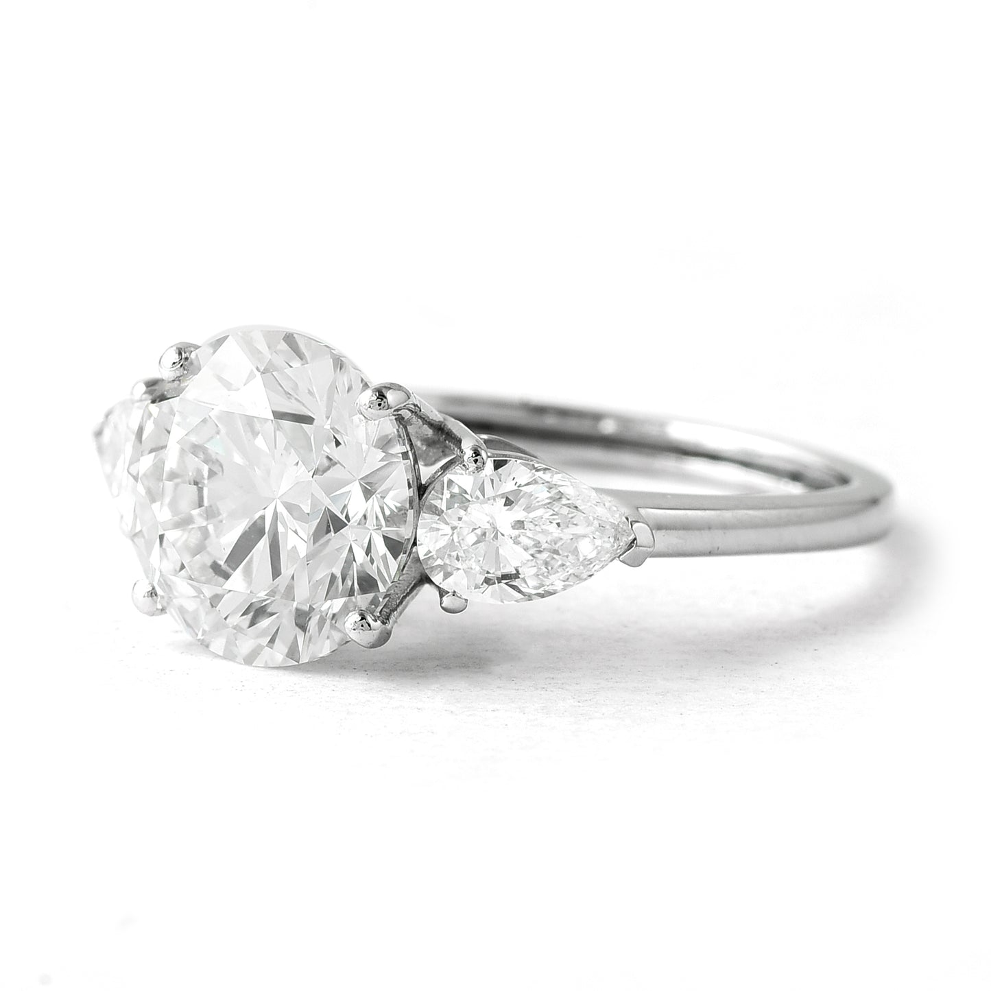 3.83 Ct Round Brilliant Lab Grown Diamond 950 Platinum Ring