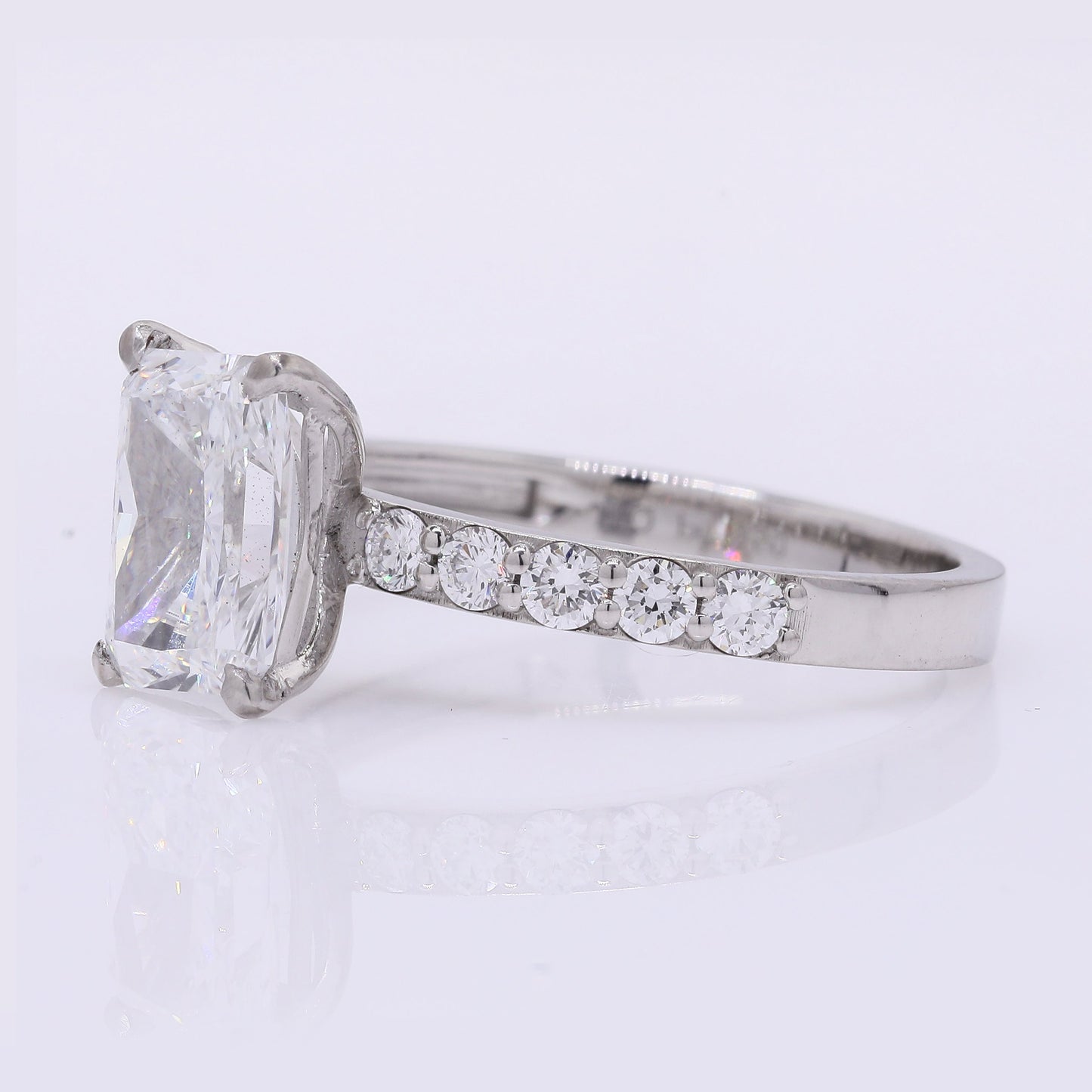 2.32 Carats Lab Grown Diamond 950 Platinum Ring