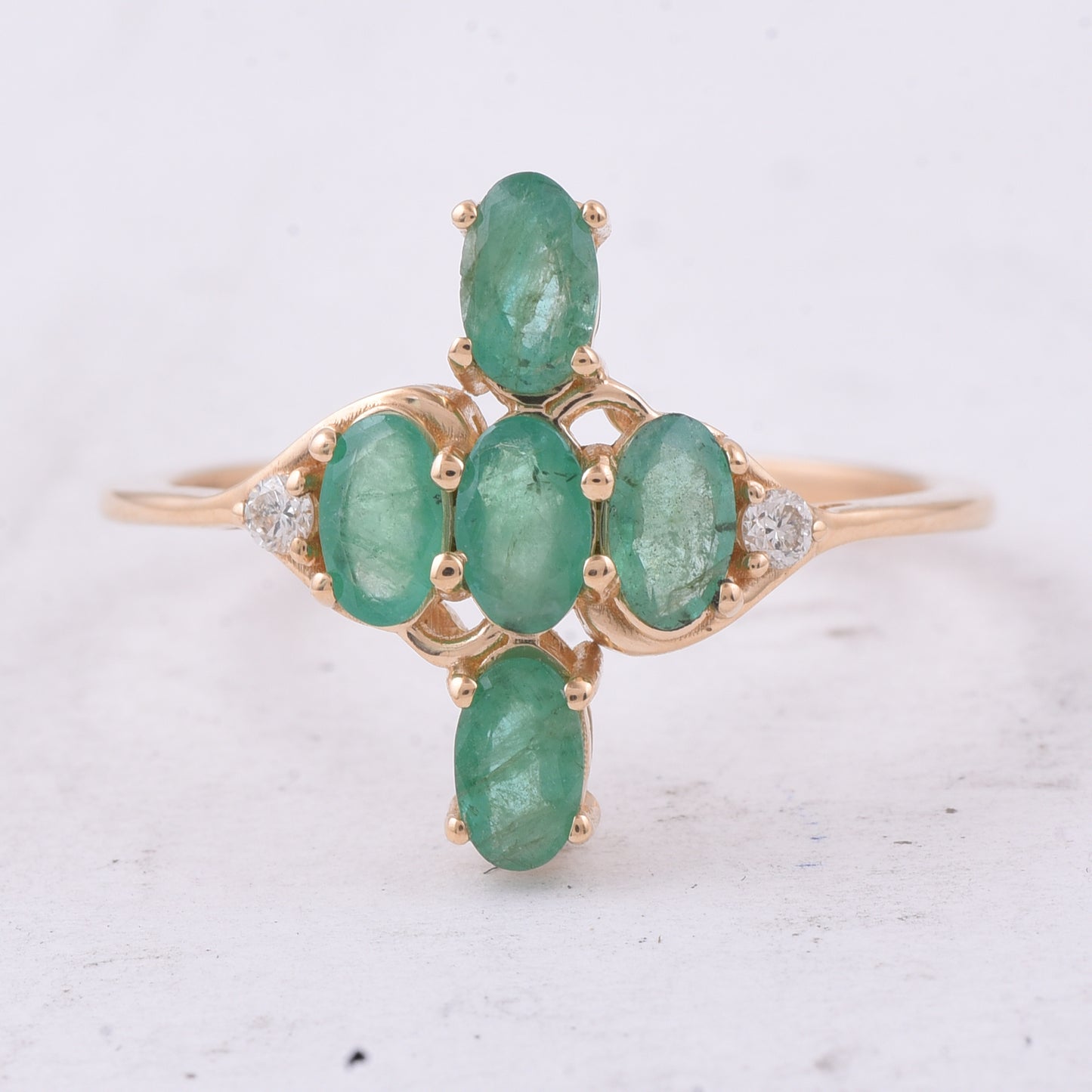 0.93 Ct Oval Natural Emerald 14K Gold Ring