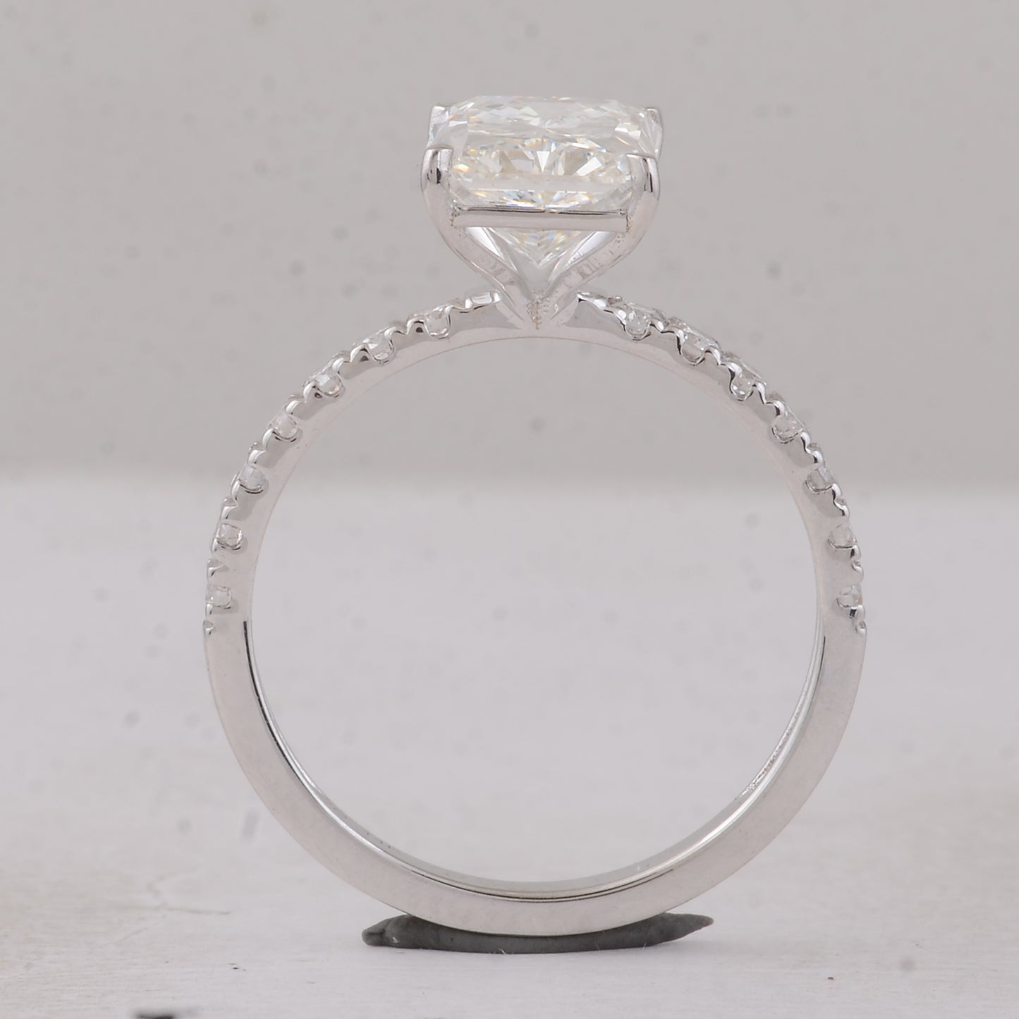 3.38 Carats Lab Grown Diamond 14K Gold Ring