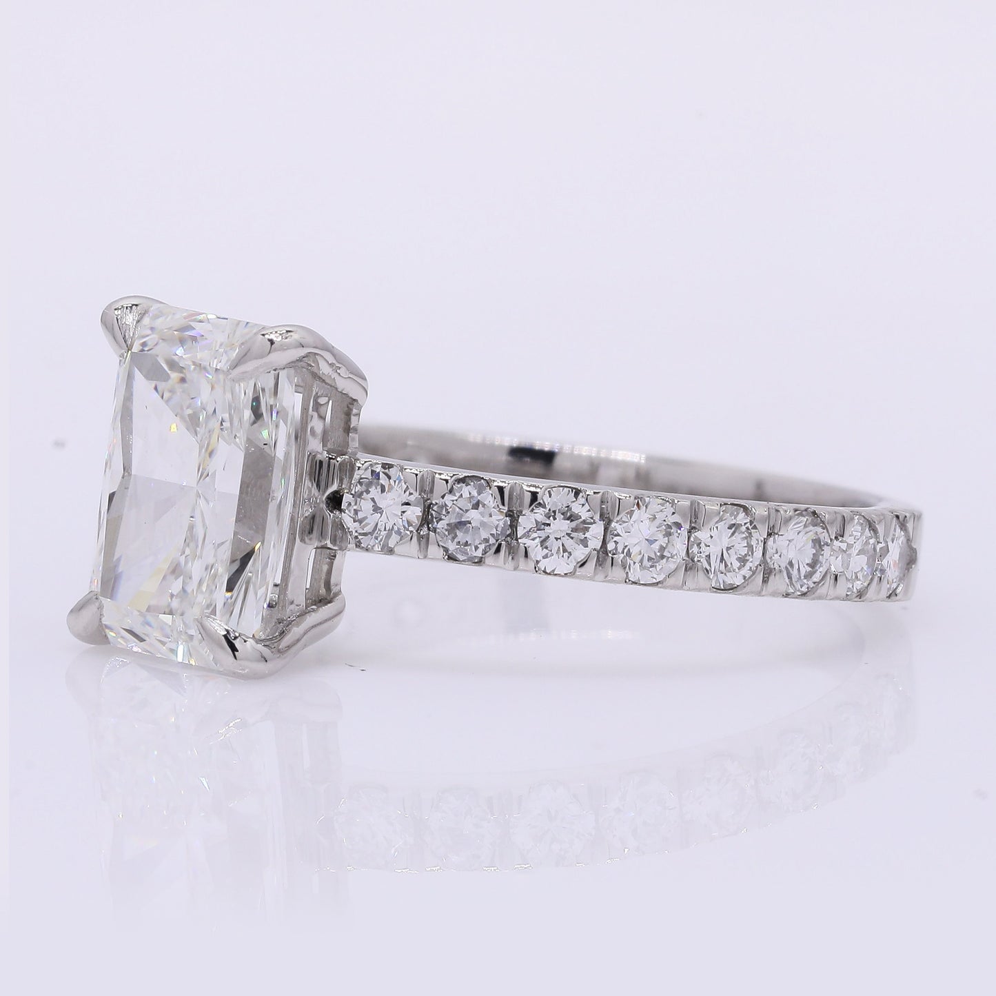 2.48 Carats Lab Grown Diamond 950 Platinum Ring