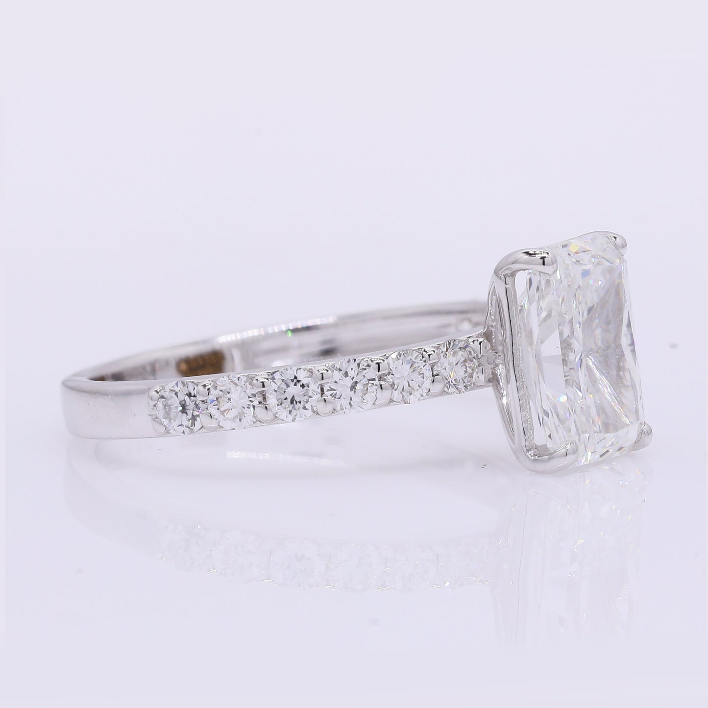 2.34 Carats Lab Grown Diamond 14K Gold Ring