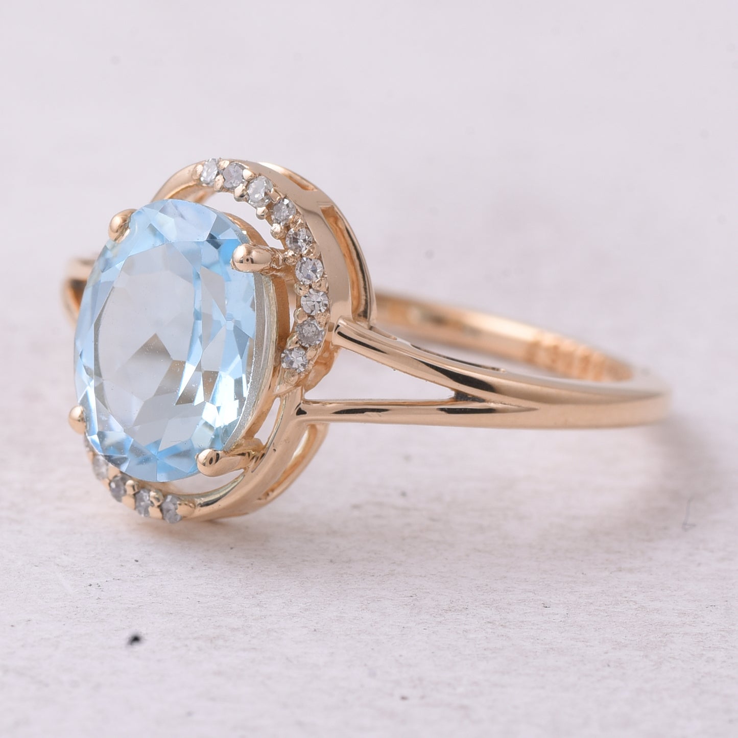 2.39 Ct Oval Mixed Cut Natural Topaz 14K Gold Ring