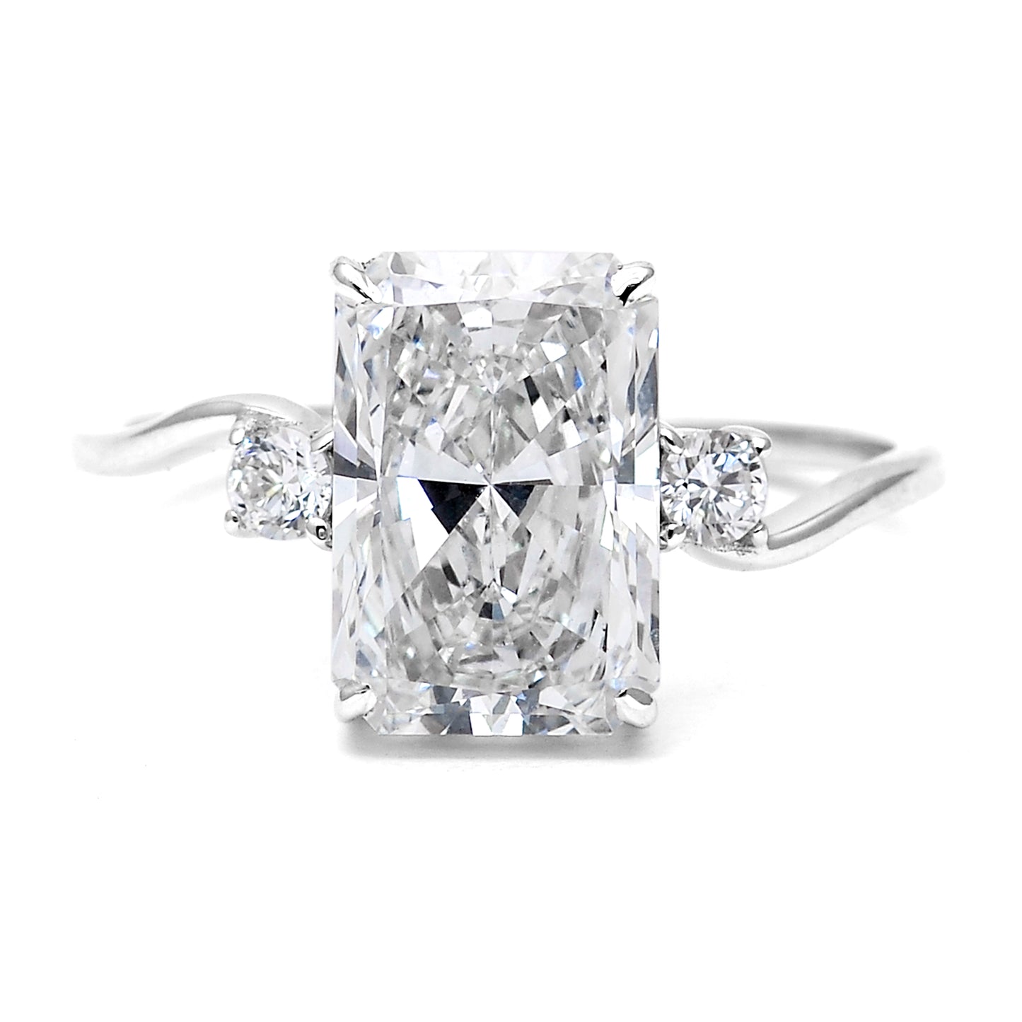 3.32 Carats Lab Grown Diamond 14K Gold Ring