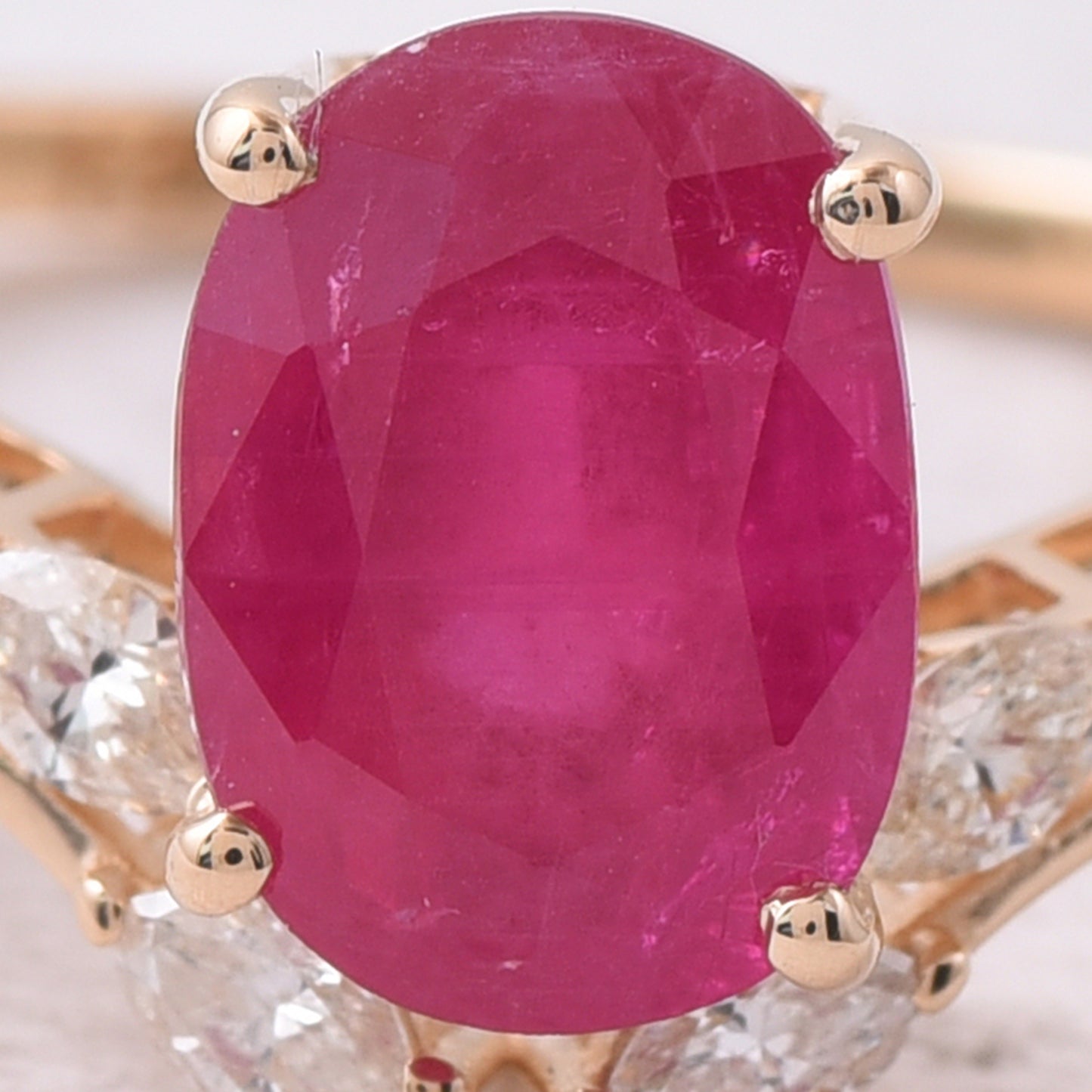 2.16 Ct Oval Natural Ruby 14K Gold Ring