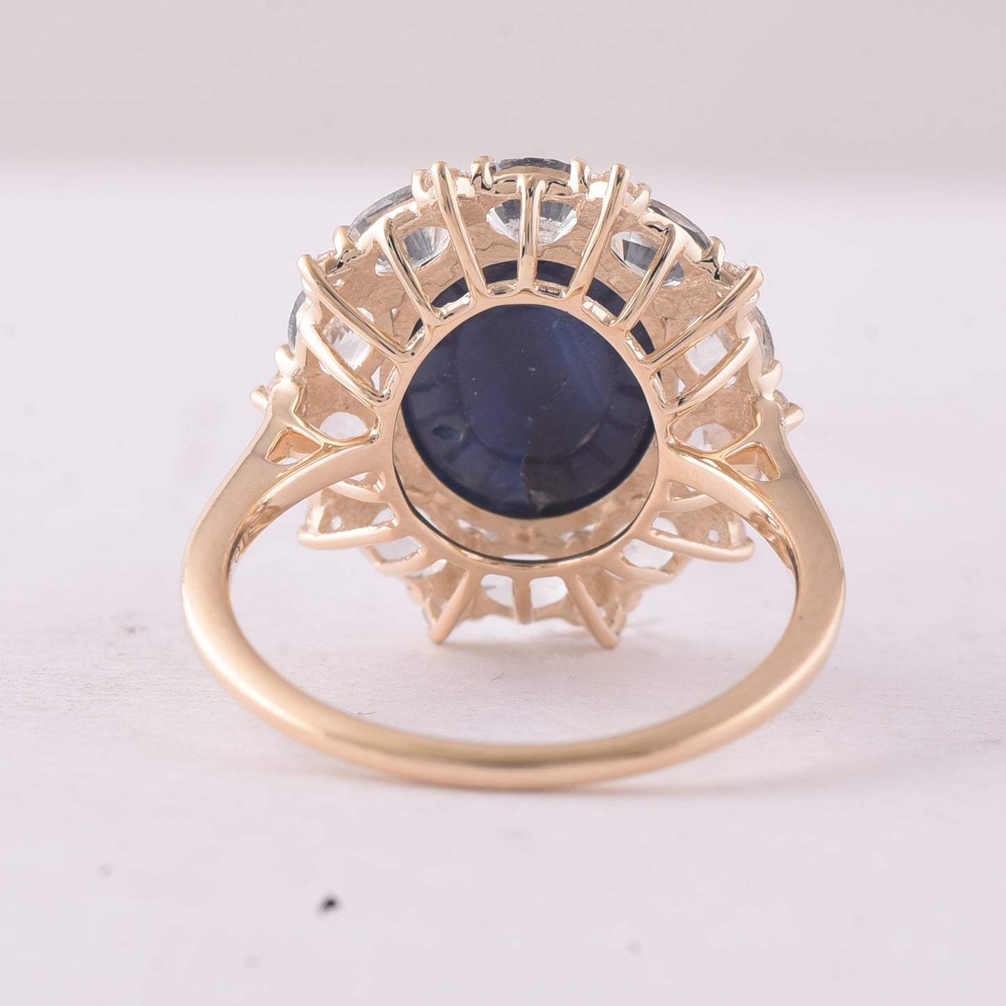 9.68 Ct Oval Sapphire 9K Gold Ring