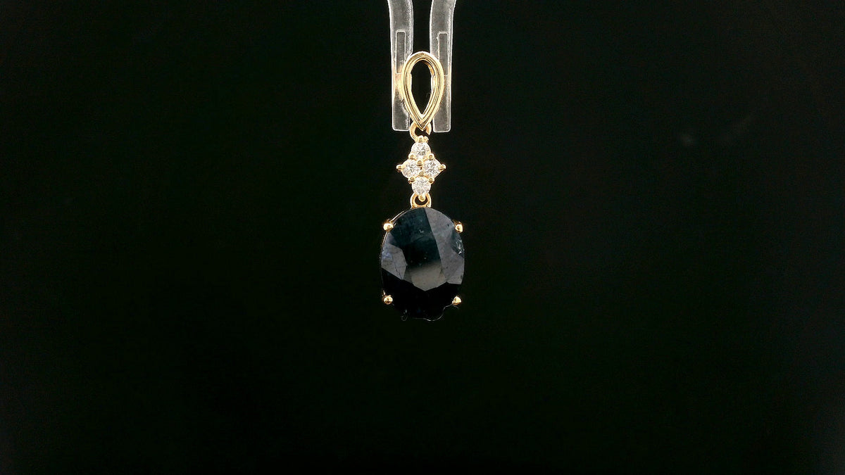 2.75 Ct Oval Mixed Cut Natural Corundum Sapphire 14K Gold Pendant