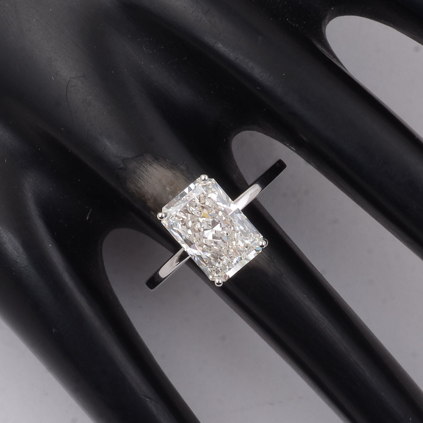 3.05 Carats Lab Grown Diamond 14K Gold Ring