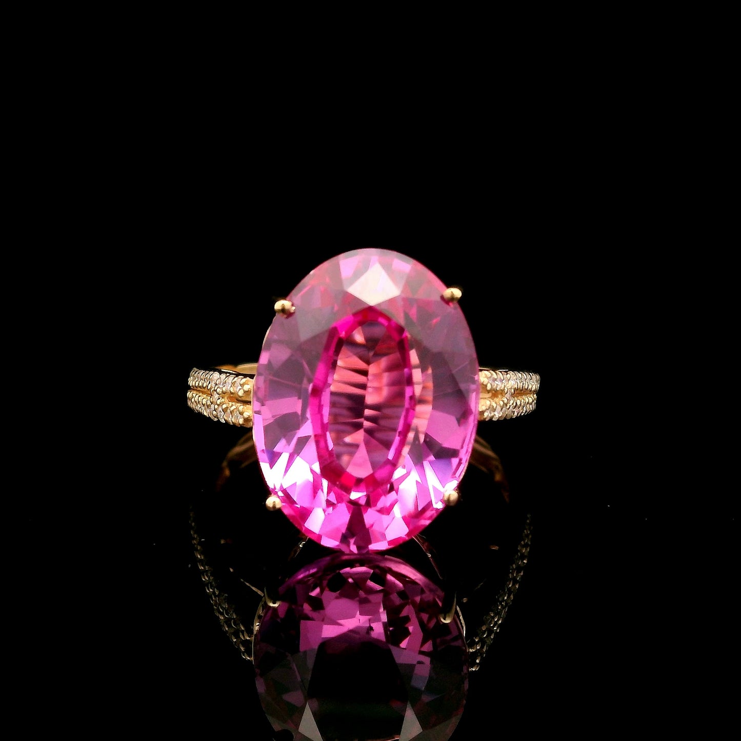 11.26 Ct Oval Mixed Cut Lab Grown Pink Sapphire 14K Gold Ring