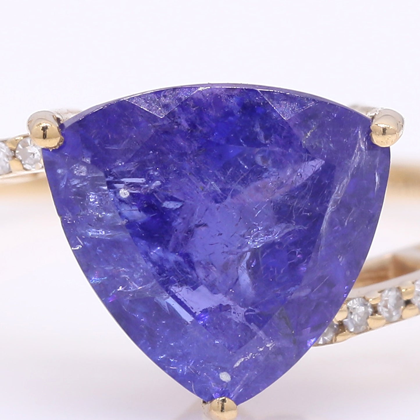 2.90 Ct Triangle Mixed Cut Natural Tanzanite 14K Gold Ring