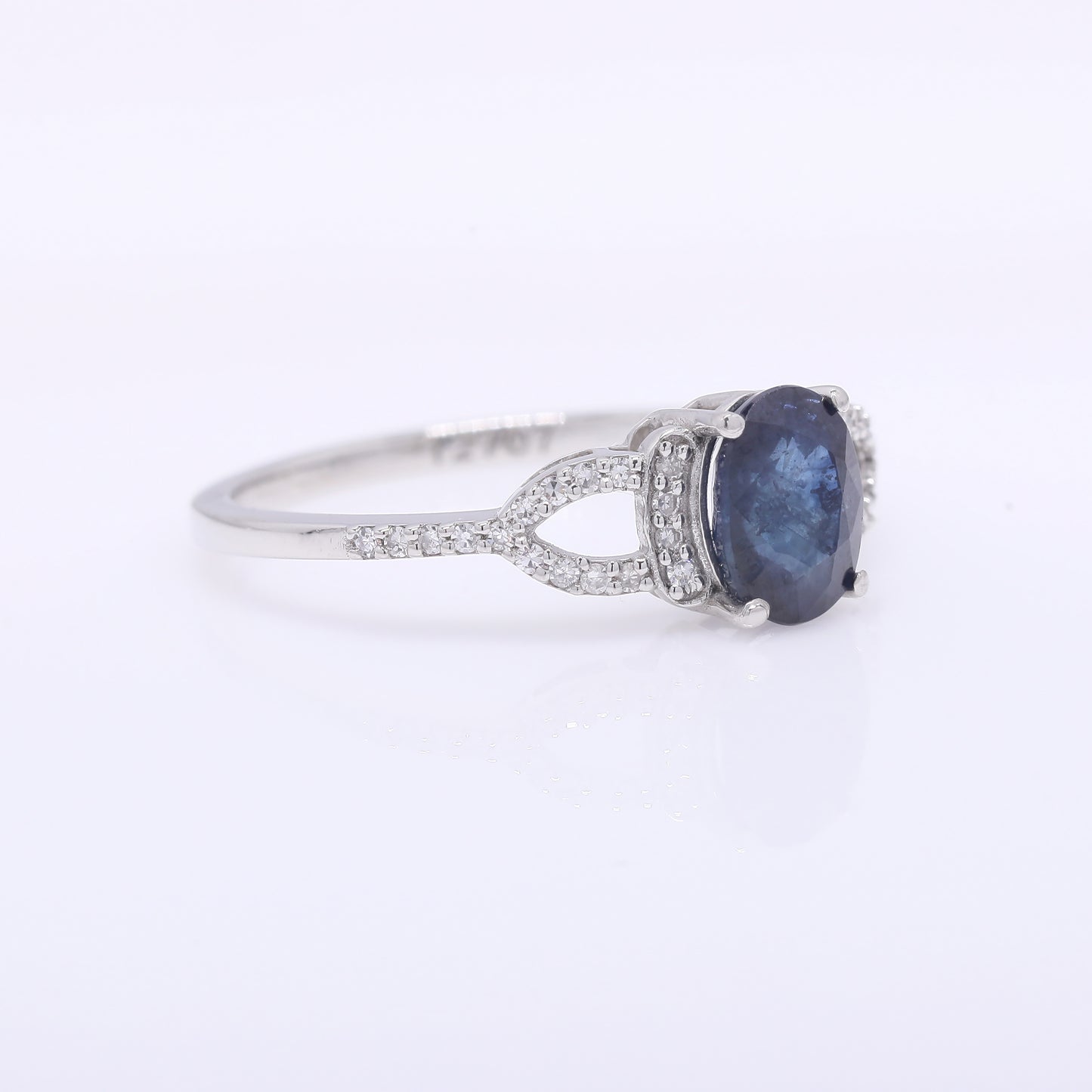 1.40 Ct Oval Mixed Cut Natural Sapphire 950 Platinum Ring