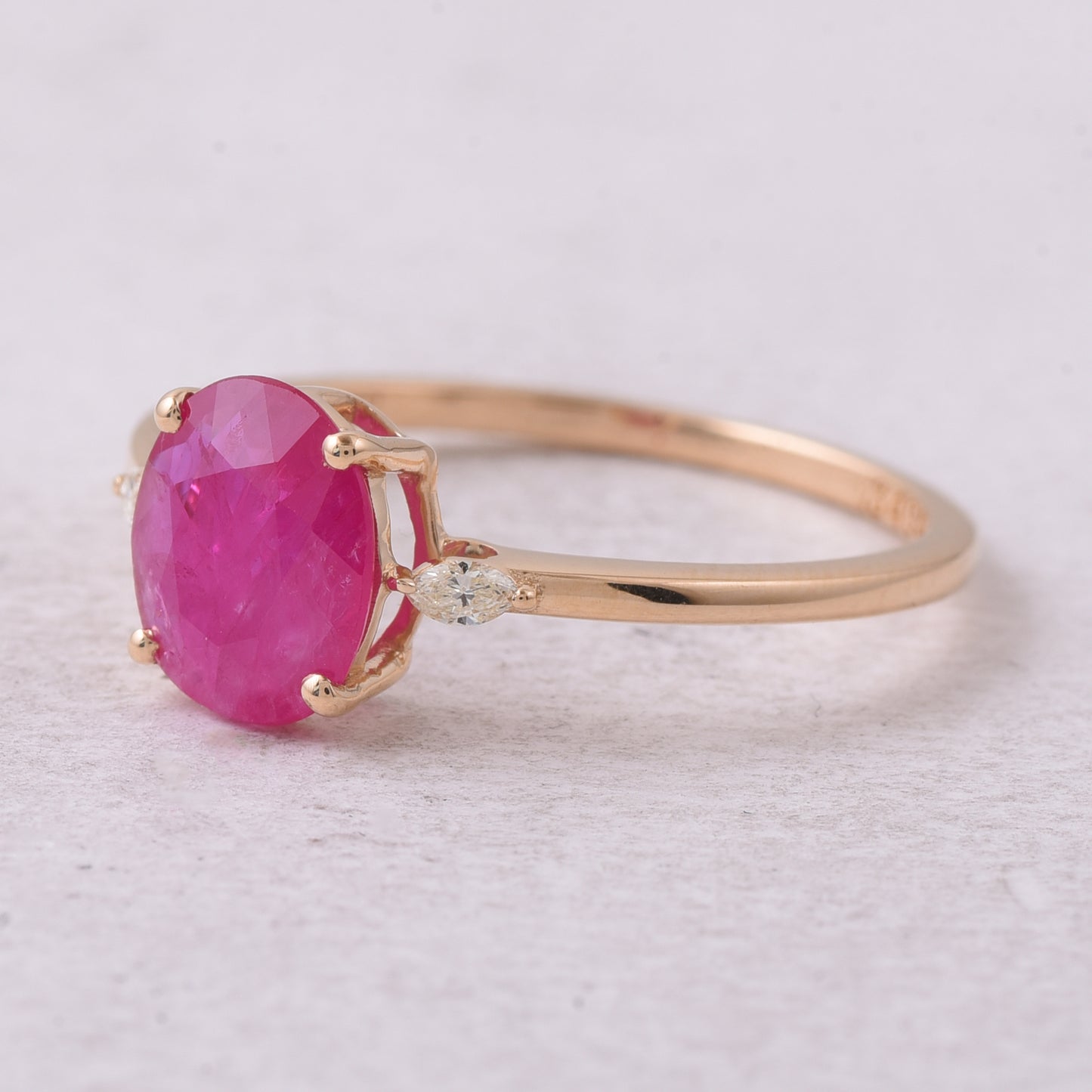 1.40 Ct Oval Natural Ruby 14K Gold Ring