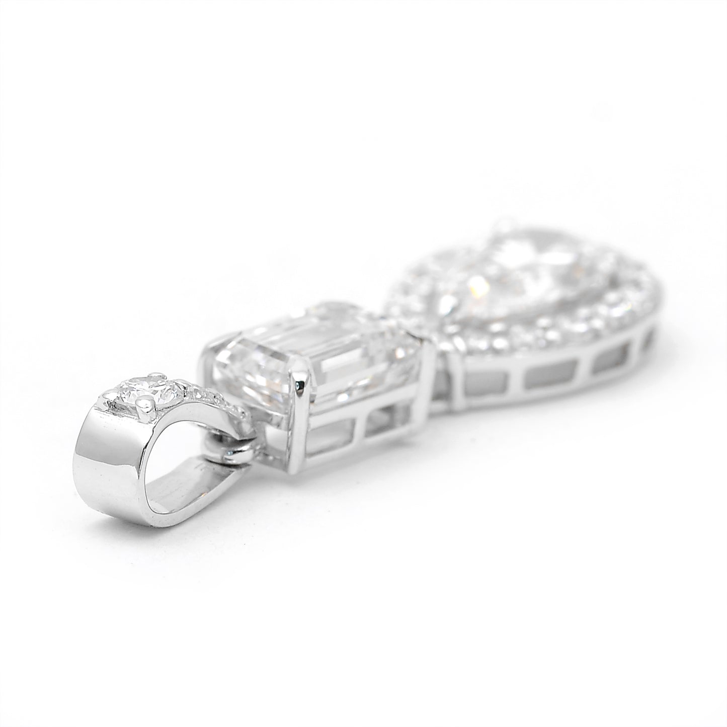 2.92 Carats Lab Grown Diamond 14K Gold Pendant
