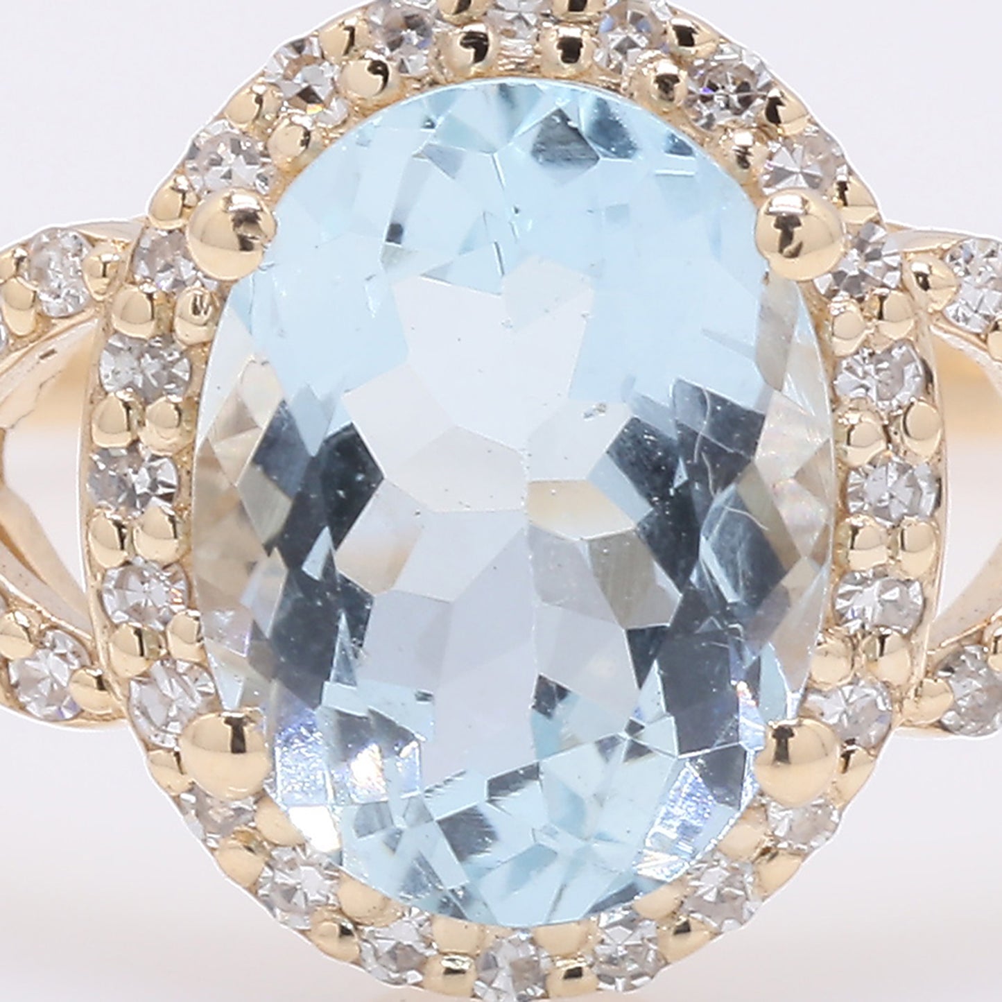 1.37 Ct Oval Mixed Cut Natural Aquamarine 14K Gold Ring