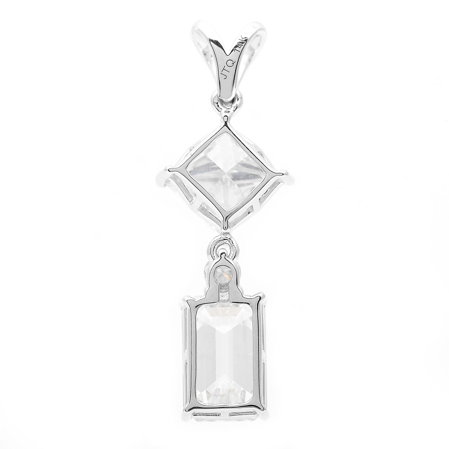 3.60 Carats Lab Grown Diamond 14K Gold Pendant