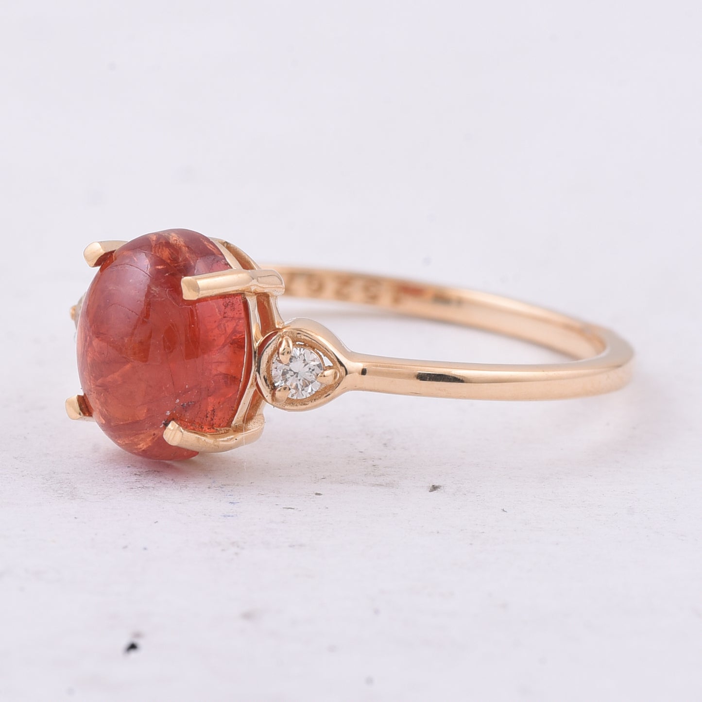 2.23 Ct Oval Cabochon Cut Natural Spinel 14K Gold Ring