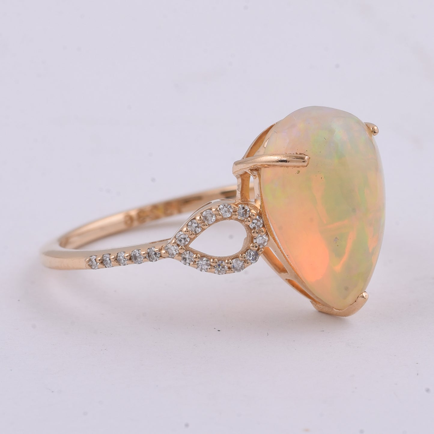 2.83 Ct Pear Cabochon Natural Opal 14K Gold Ring