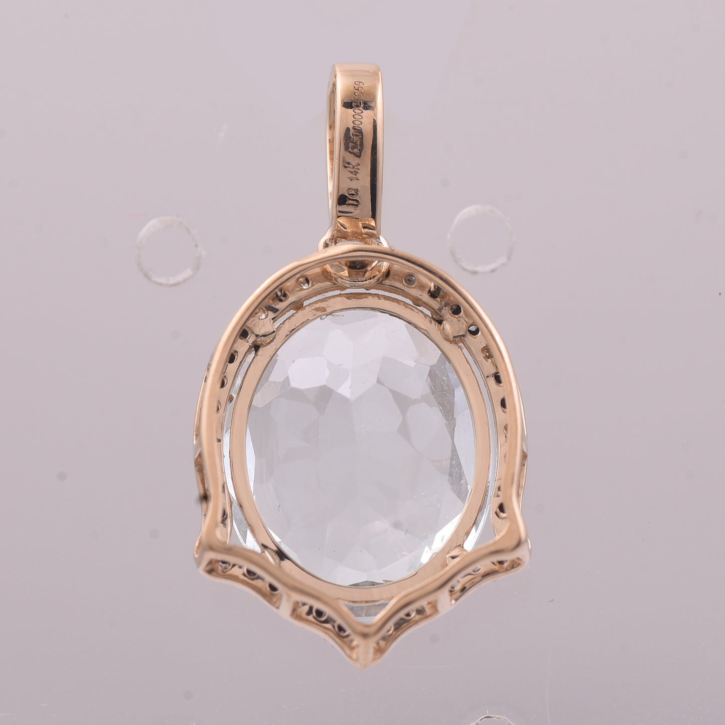 3.94 Ct Oval Mixed Cut Natural Aquamarine 14K Gold Pendant