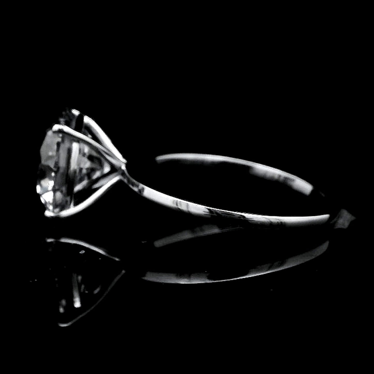 4.09 Carats Lab Grown Diamond 14K Gold Ring