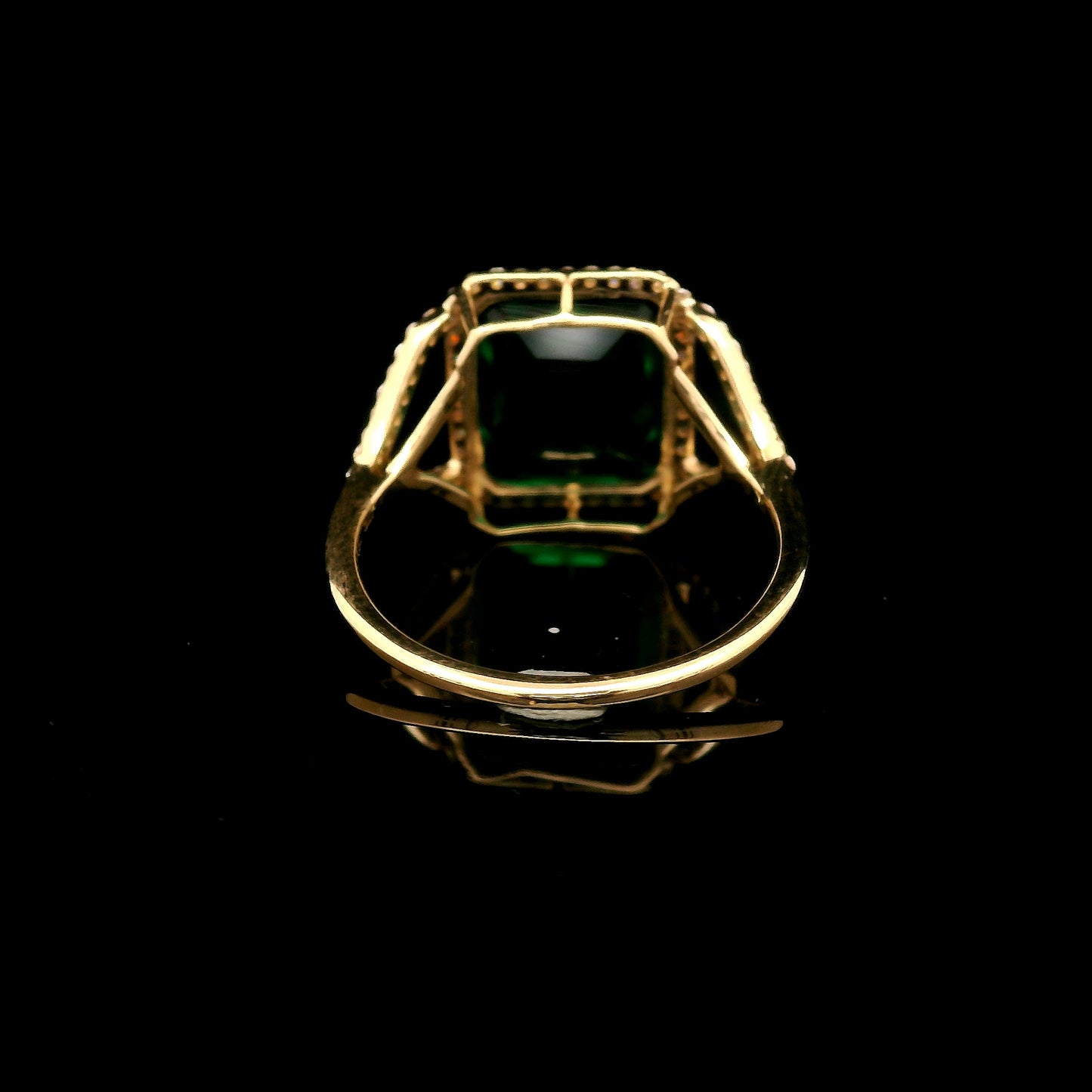 4.00 Ct Emerald Cut Lab Grown Emerald 14K Gold Ring