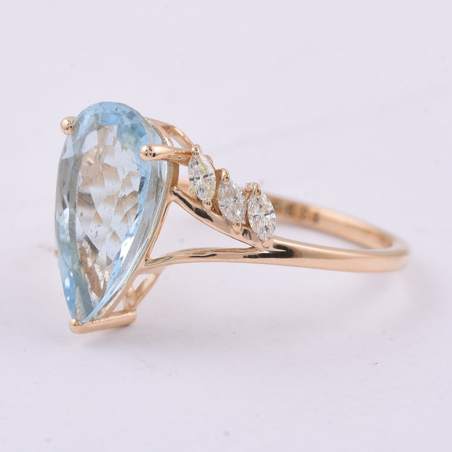 2.70 Ct Pear Natural Aquamarine 14K Gold Ring