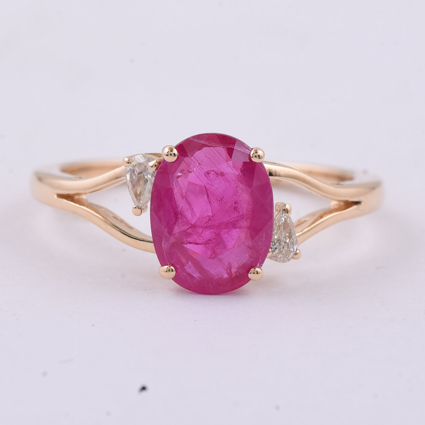 1.90 Ct Oval Natural Ruby 14K Gold Ring
