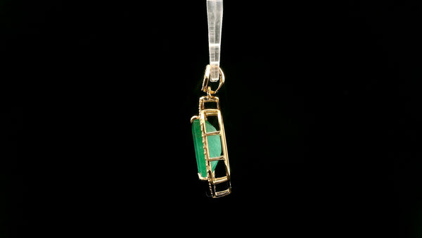 4.70 Ct Octagon Natural Emerald 14K Gold Pendant
