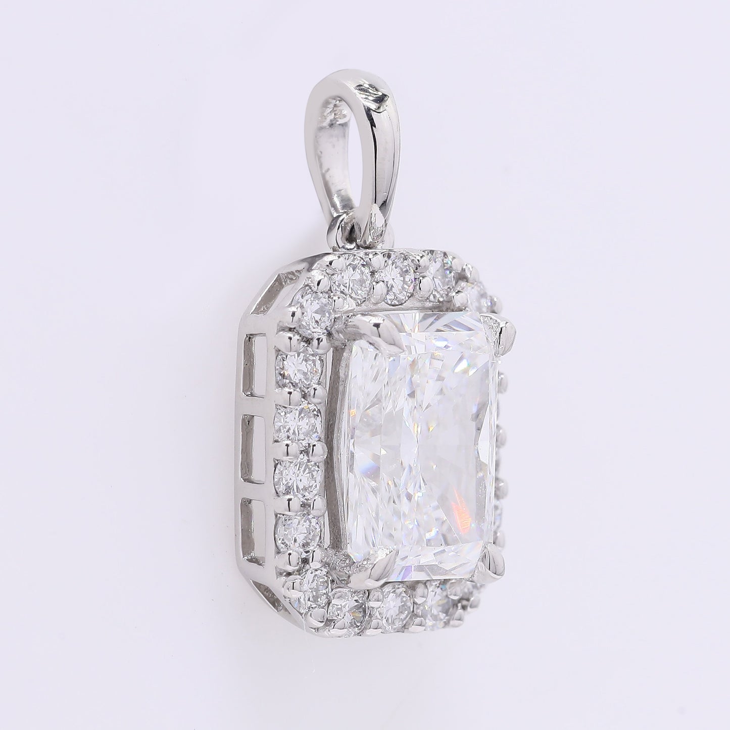 2.28 Ct Cut Cornere Rectangular Modifie Brilliant Lab Grown Diamond 950 Platinum Pendant