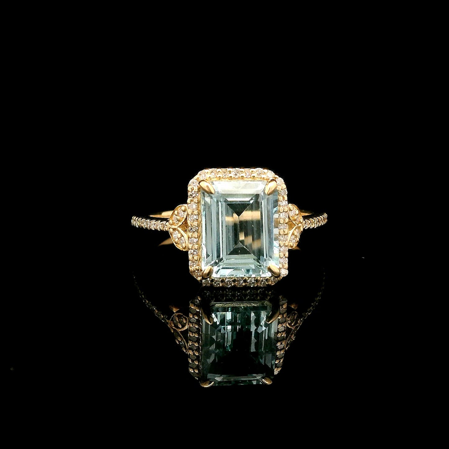 2.63 Ct Octagon Step Cut Natural Aquamarine 14K Gold Ring