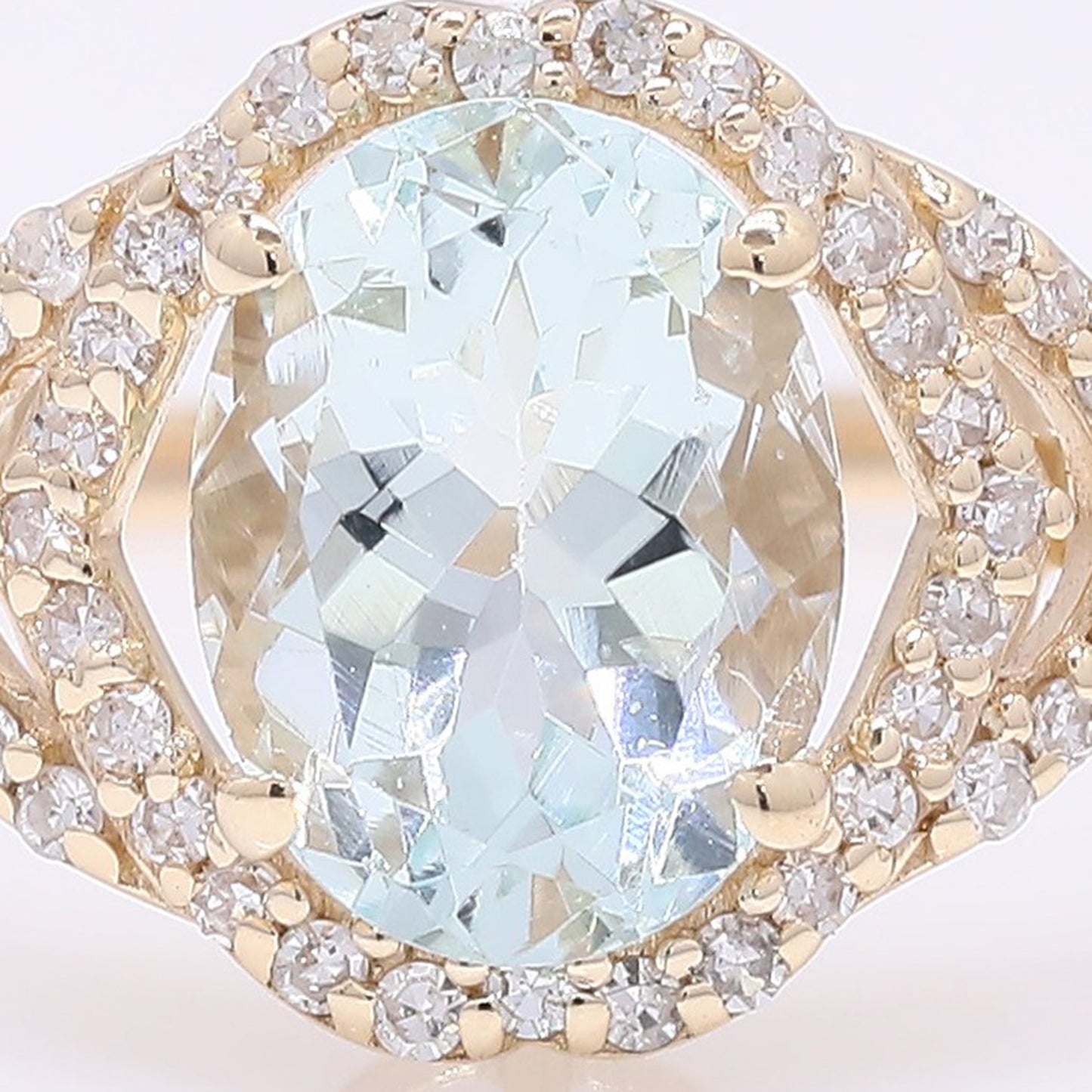 1.32 Ct Oval Mixed Cut Natural Aquamarine 14K Gold Ring