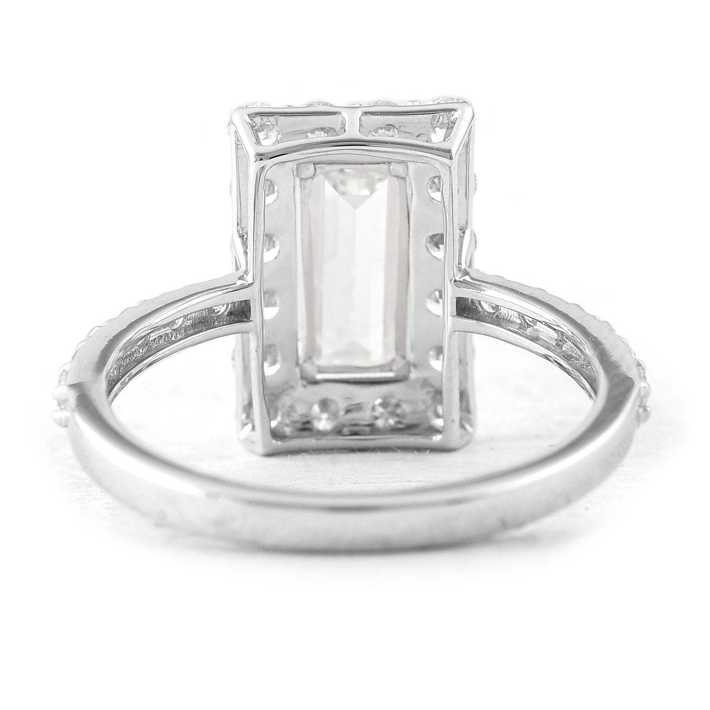 2.62 Carats Lab Grown Diamond 14K Gold Ring