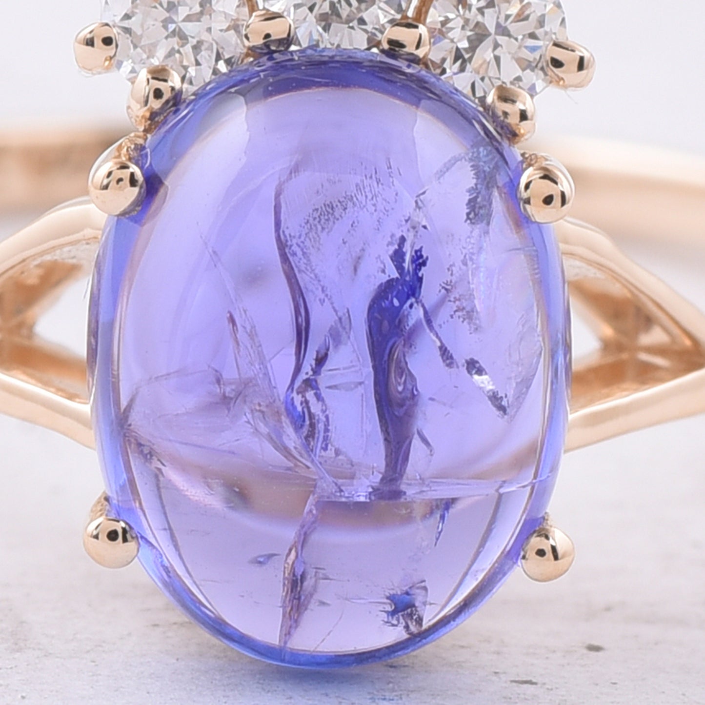 2.64 Ct Oval Cabochon Cut Natural Tanzanite 14K Gold Ring