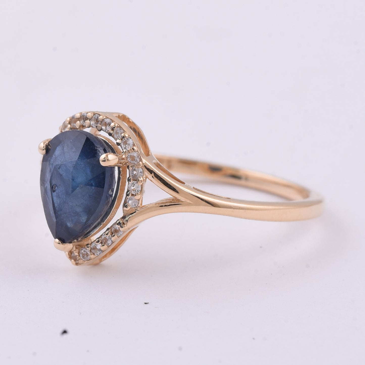 2.06 Ct Pear Natural Sapphire 14K Gold Ring