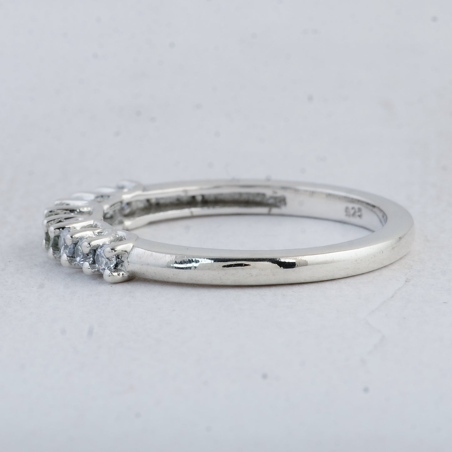 0.44 Ct Round Peridot 925 Sterling Silver Ring