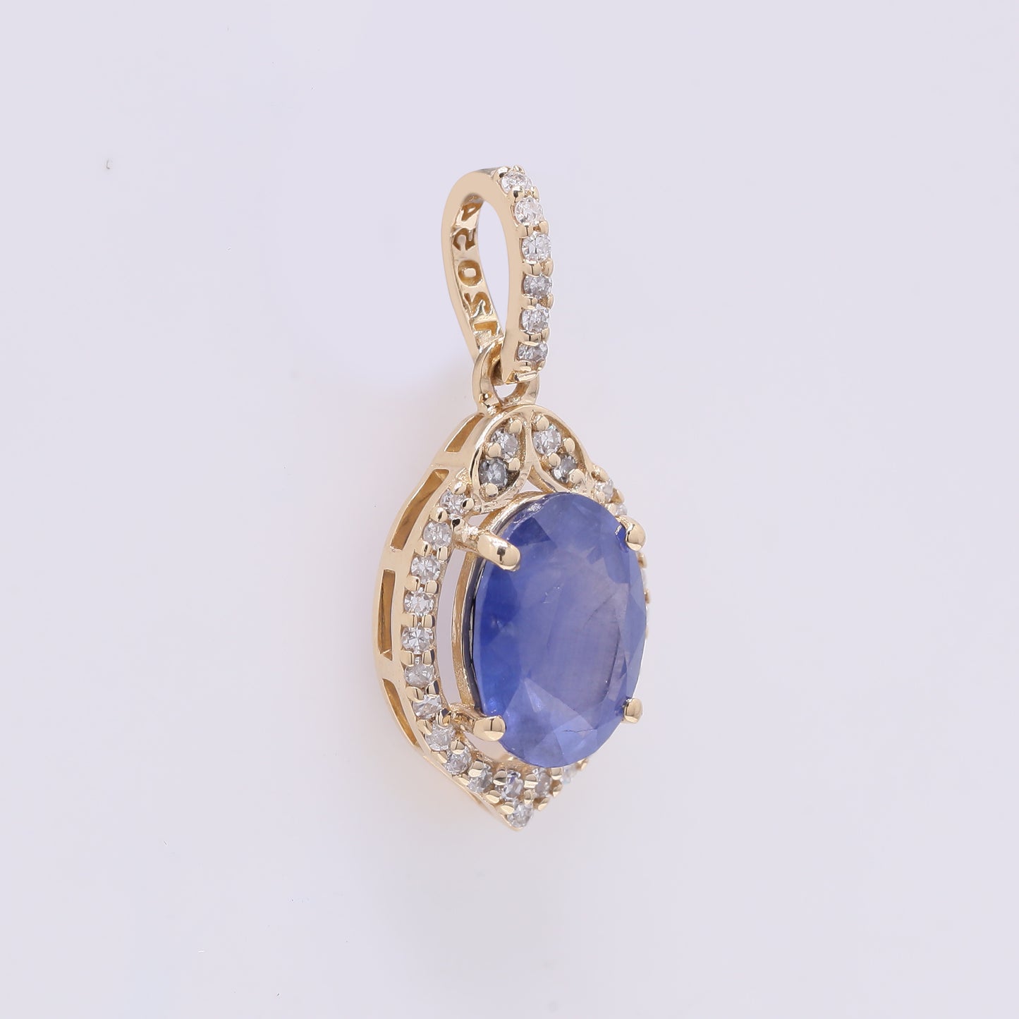 1.57 Ct Oval Mixed Cut Natural Sapphire 14K Gold Pendant