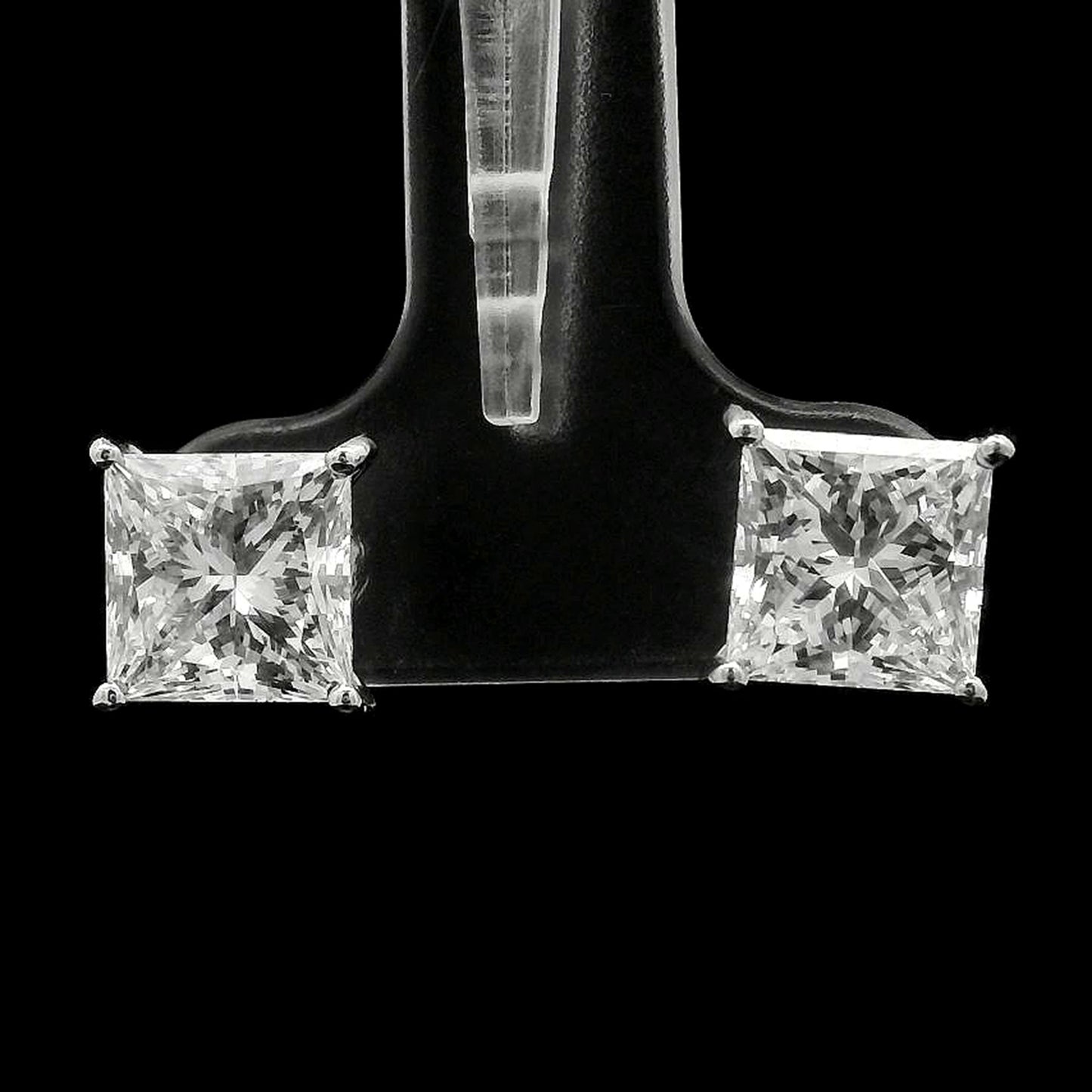 4.05 Carats Lab Grown Diamond 14K Gold Earrings
