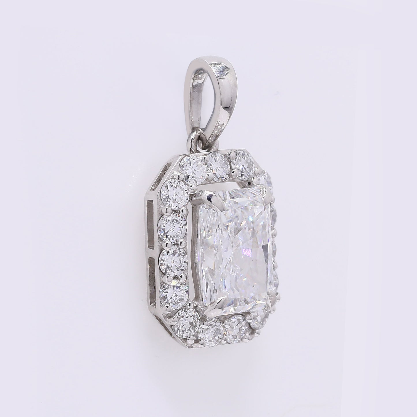 2.52 Carats Lab Grown Diamond 950 Platinum Pendant