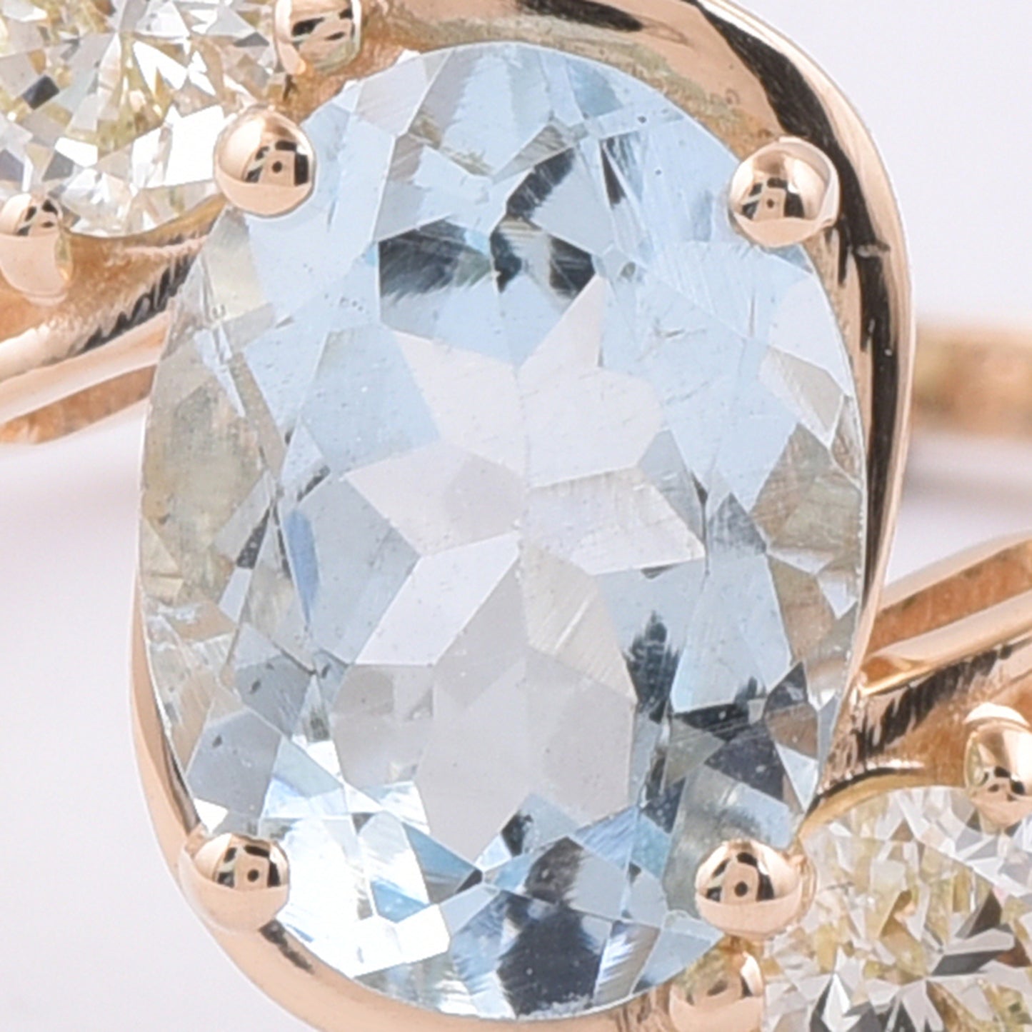 1.58 Ct Pear Natural Aquamarine 14K Gold Ring