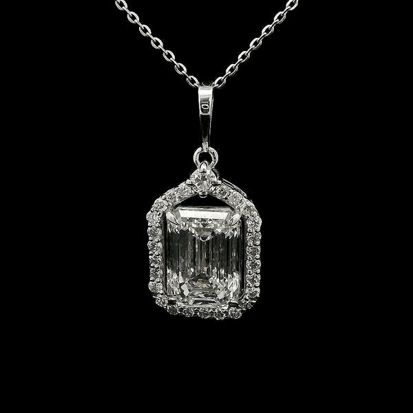 3.28 Carats Lab Grown Diamond 14K Gold Pendant