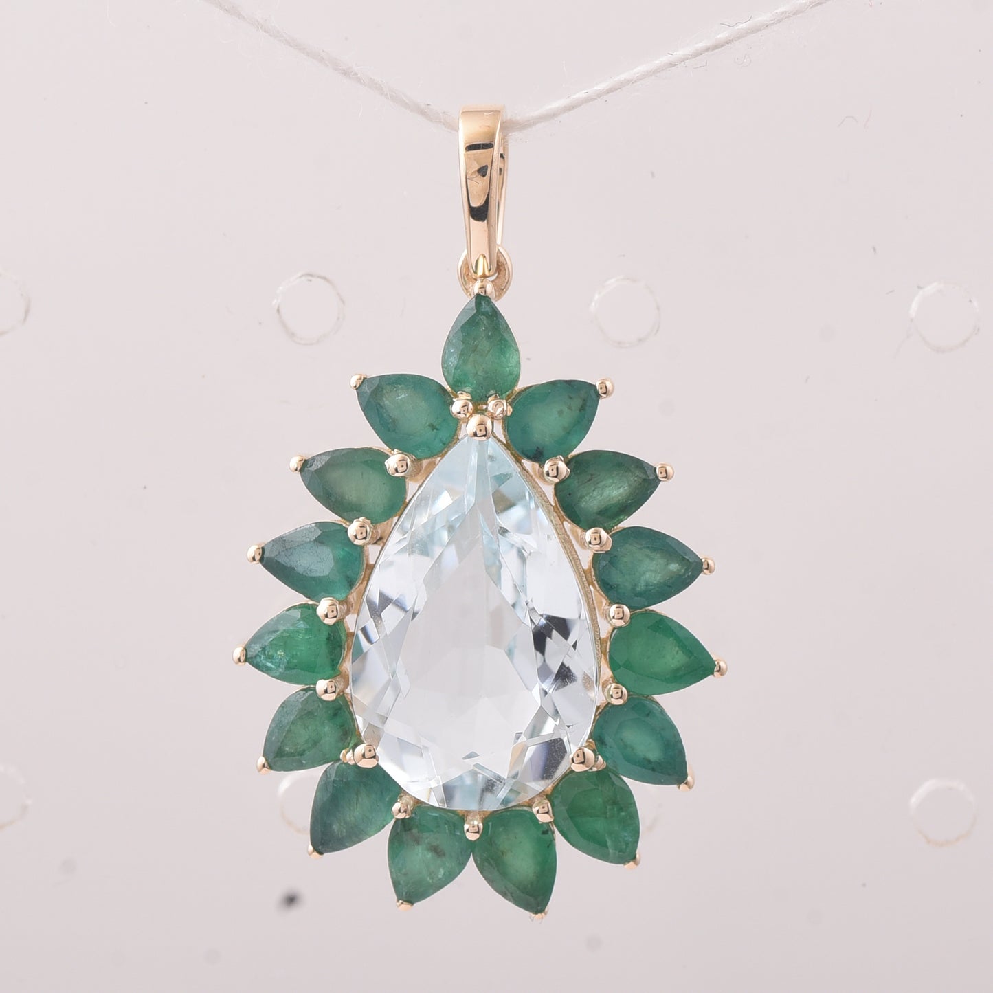 5.68 Ct Pear Aquamarine 9K Gold Pendant