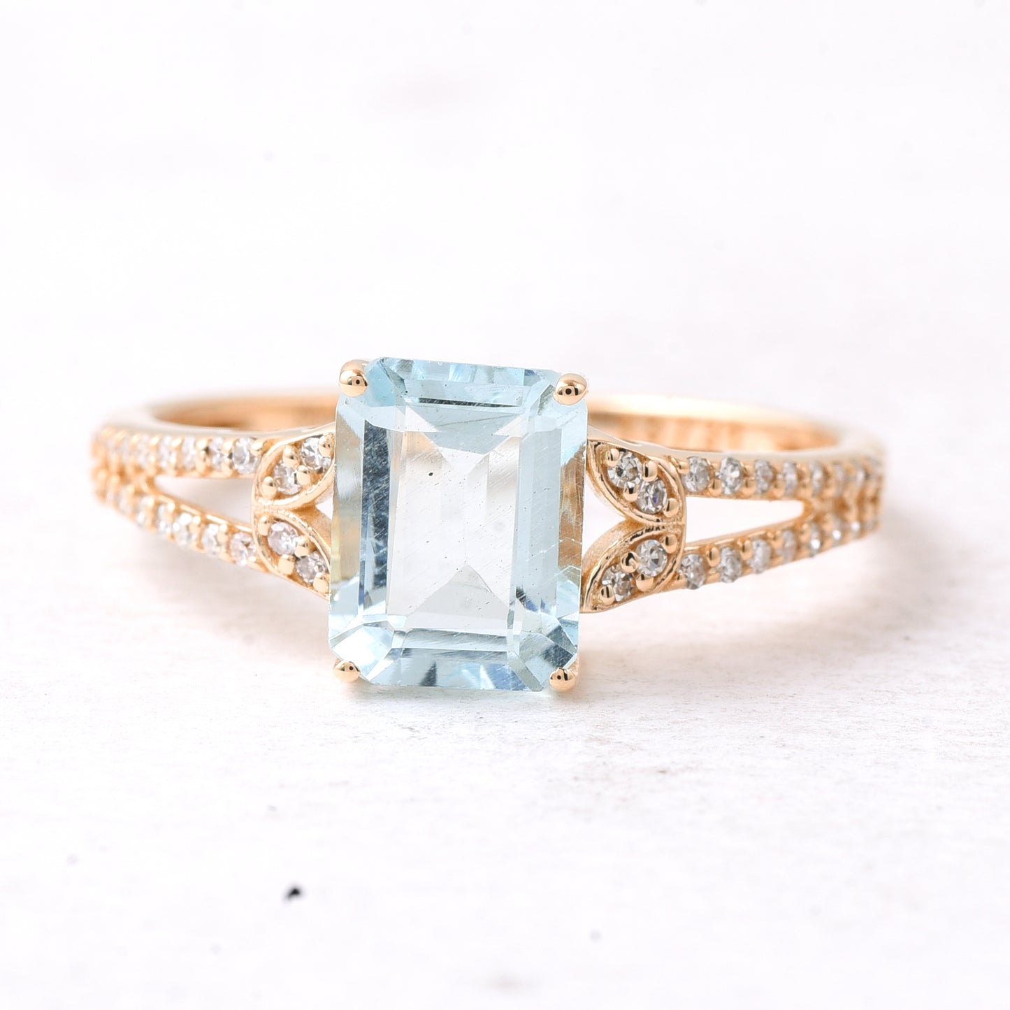 1.55 Ct Octagon Step Cut Natural Aquamarine 14K Gold Ring