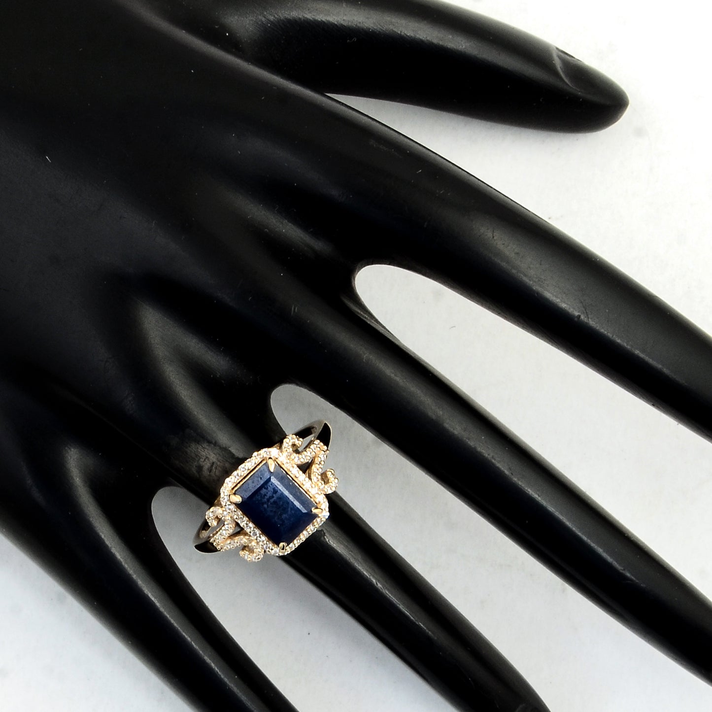 2.94 Ct Emerald Cut Natural Corundum Sapphire 14K Gold Ring