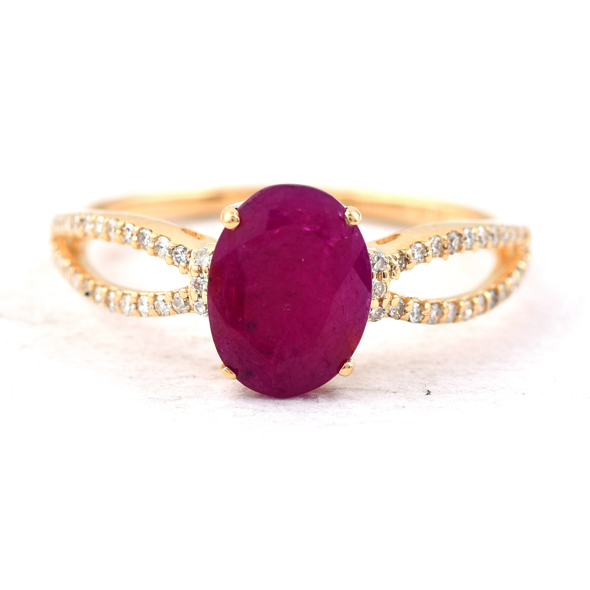 1.63 Ct Oval Mixed Cut Natural Ruby 14K Gold Ring