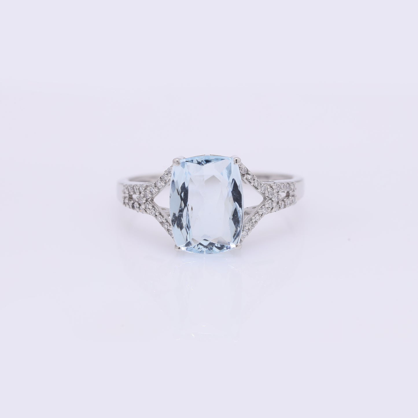 2.37 Ct Cushion Mixed Cut Natural Aquamarine 950 Platinum Ring