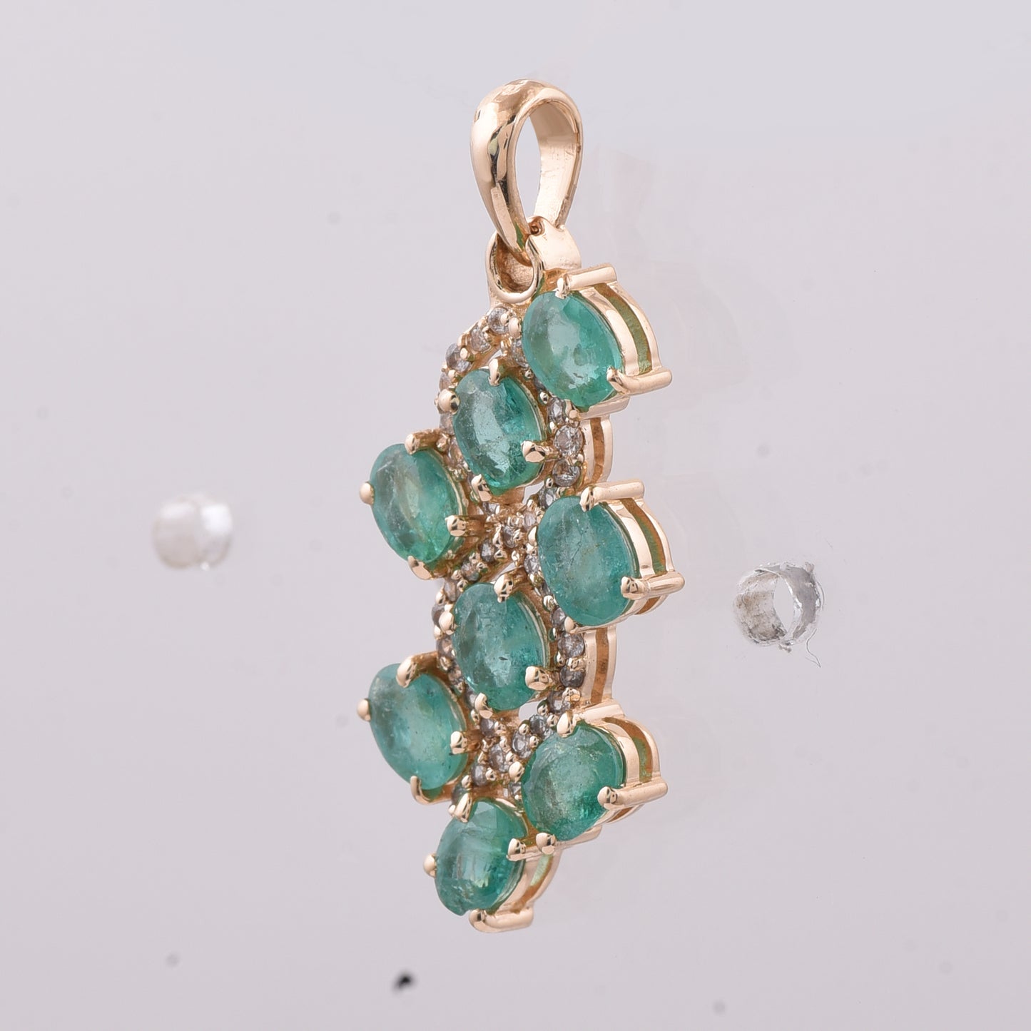 1.30 Ct Oval Natural Emerald 14K Gold Pendant