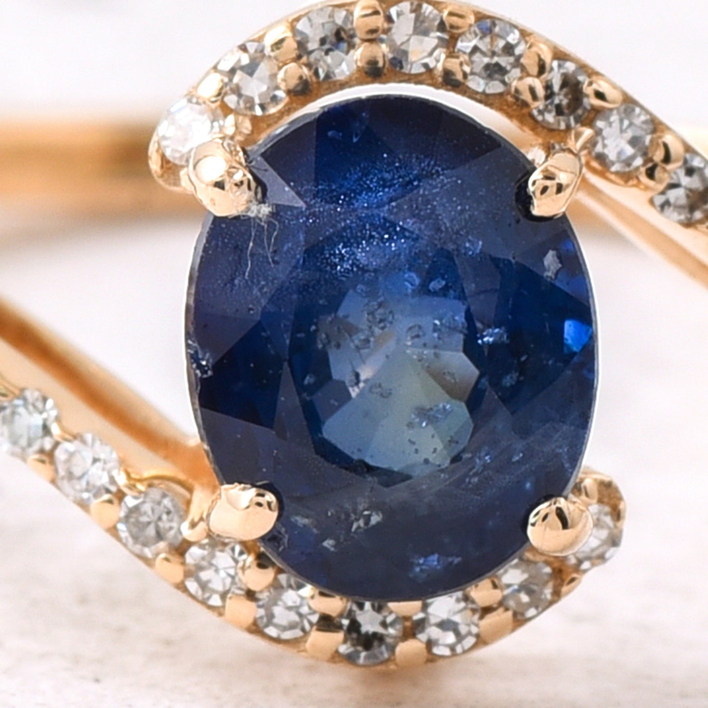 1.22 Ct Oval Mixed Cut Natural Sapphire 14K Gold Ring
