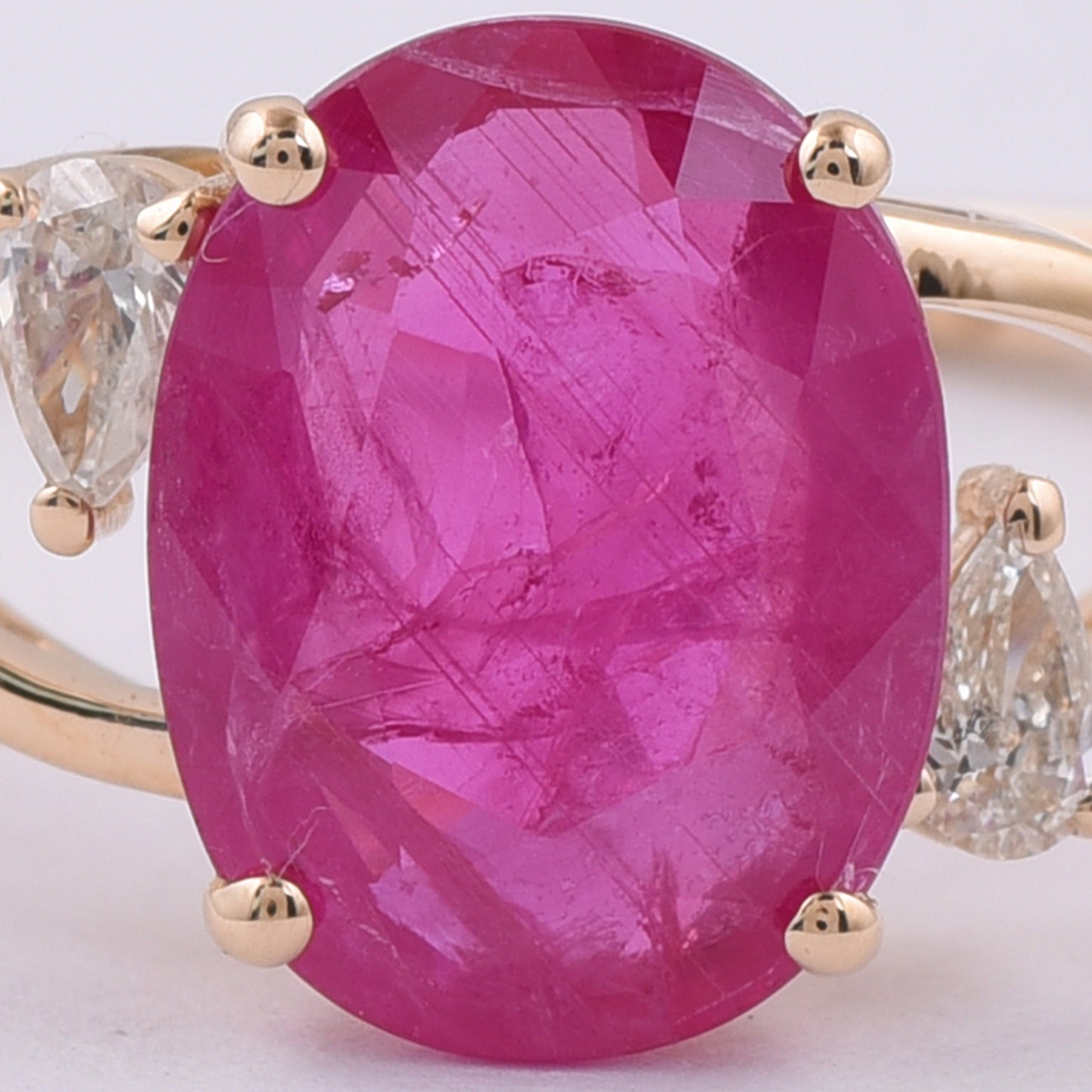 1.90 Ct Oval Natural Ruby 14K Gold Ring