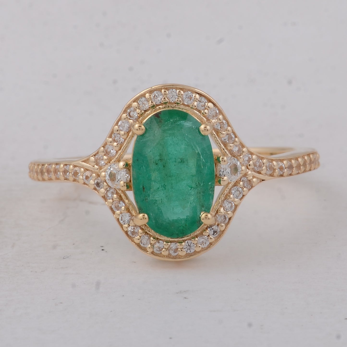 1.50 Ct Oval Emerald 9K Gold Ring