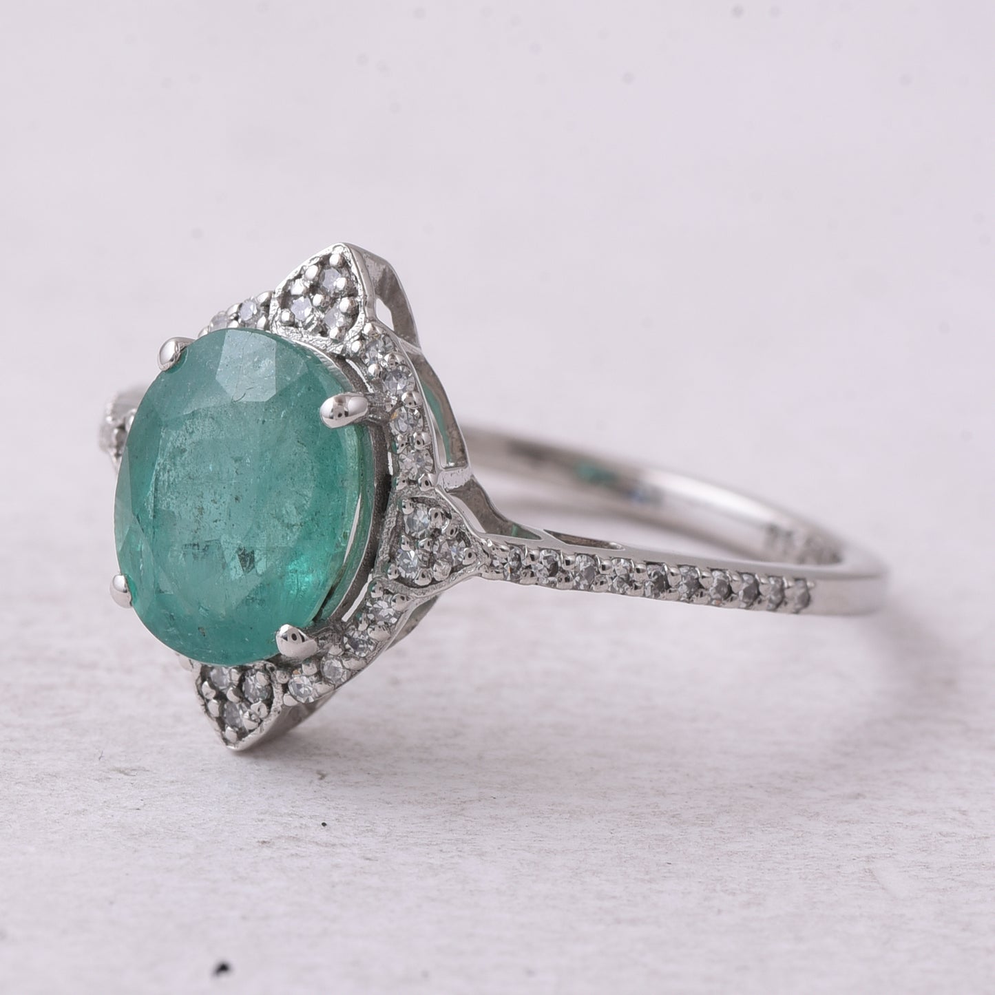 1.94 Ct Oval Mixed Cut Natural Emerald 950 Platinum Ring